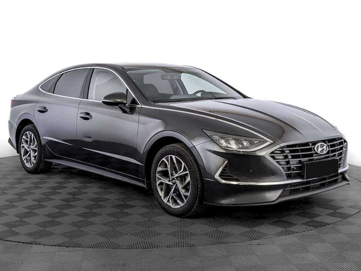 Купить Hyundai Sonata с пробегом. Фото: #2