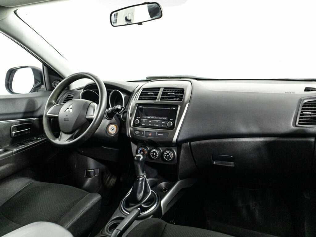 Купить Mitsubishi ASX с пробегом. Фото: #8