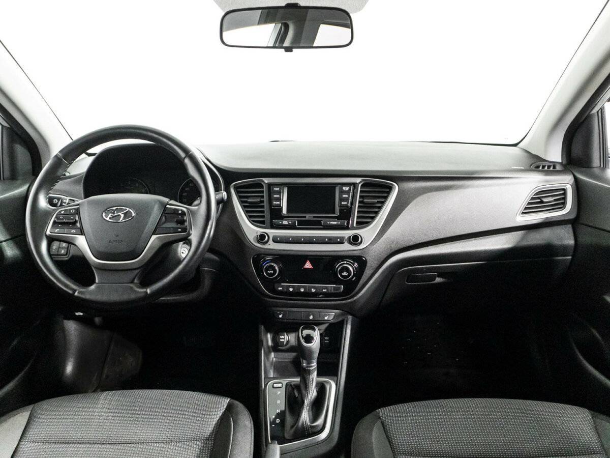 Купить Hyundai Solaris с пробегом. Фото: #12