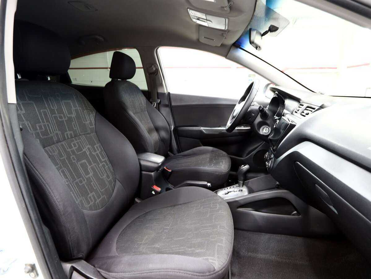 Купить Kia Rio с пробегом. Фото: #7