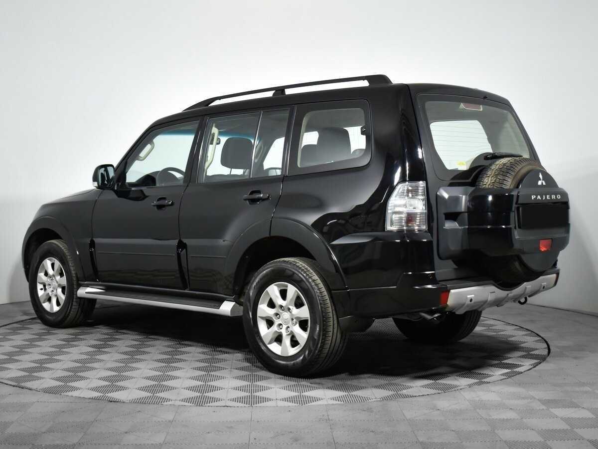Купить Mitsubishi Pajero с пробегом. Фото: #5
