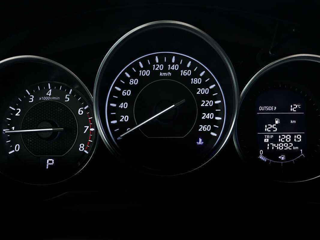 Купить Mazda 6 с пробегом. Фото: #9