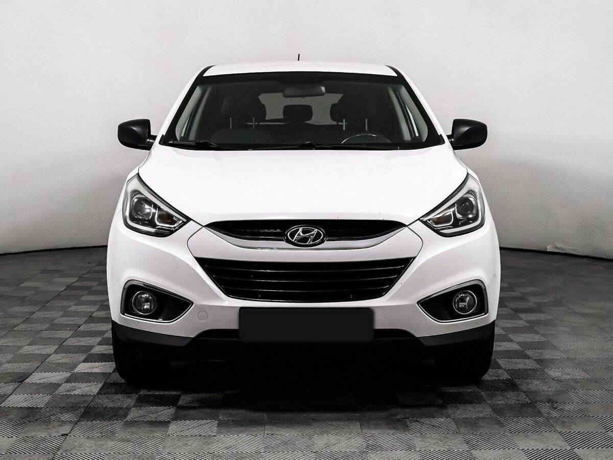 Купить Hyundai ix35 с пробегом. Фото: #1
