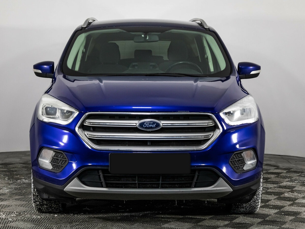 Купить Ford Kuga с пробегом. Фото: #1