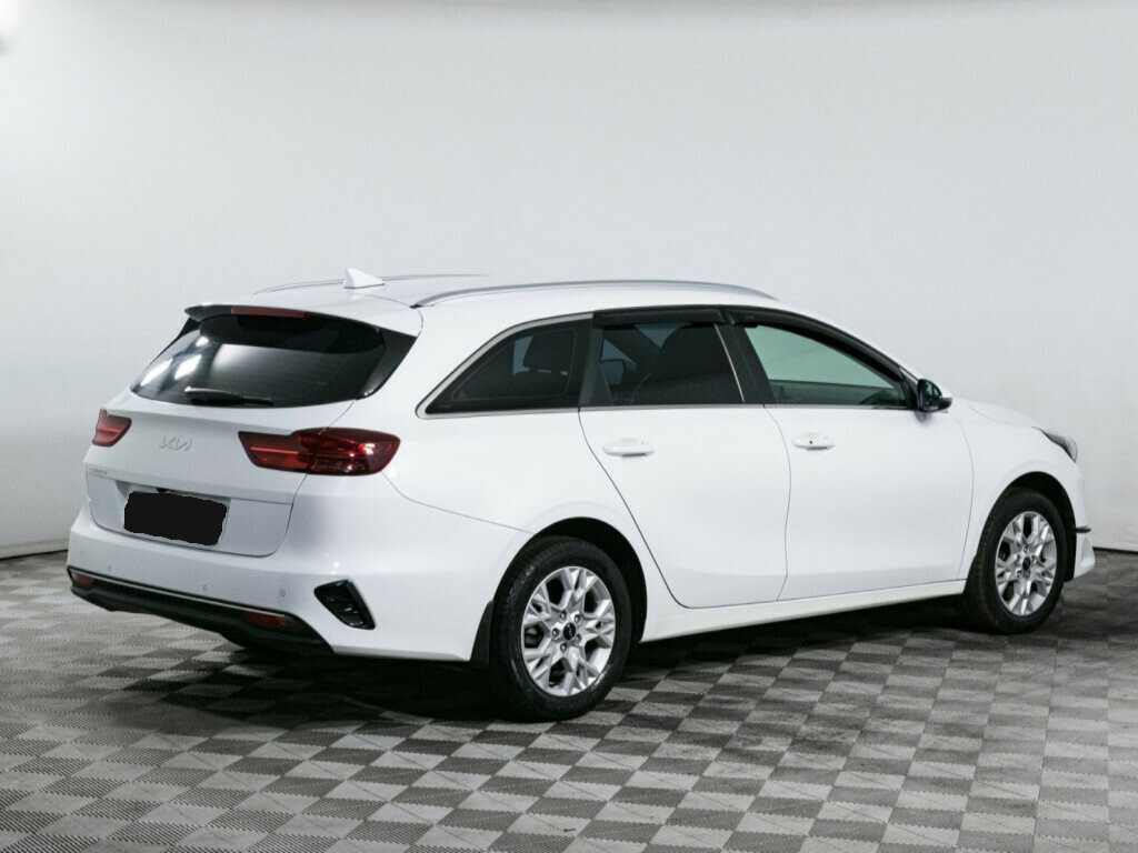 Купить Kia Ceed с пробегом. Фото: #3