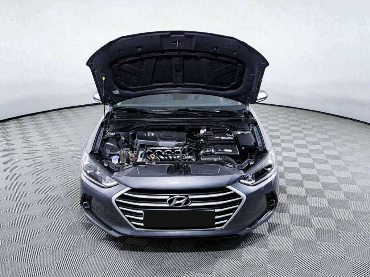 Купить Hyundai Elantra с пробегом. Фото: #8