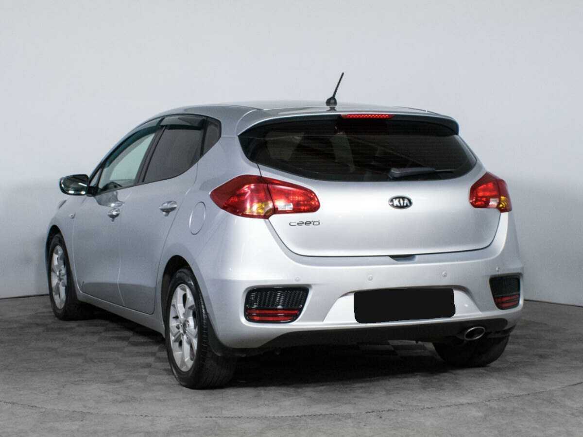 Купить Kia Ceed с пробегом. Фото: #5