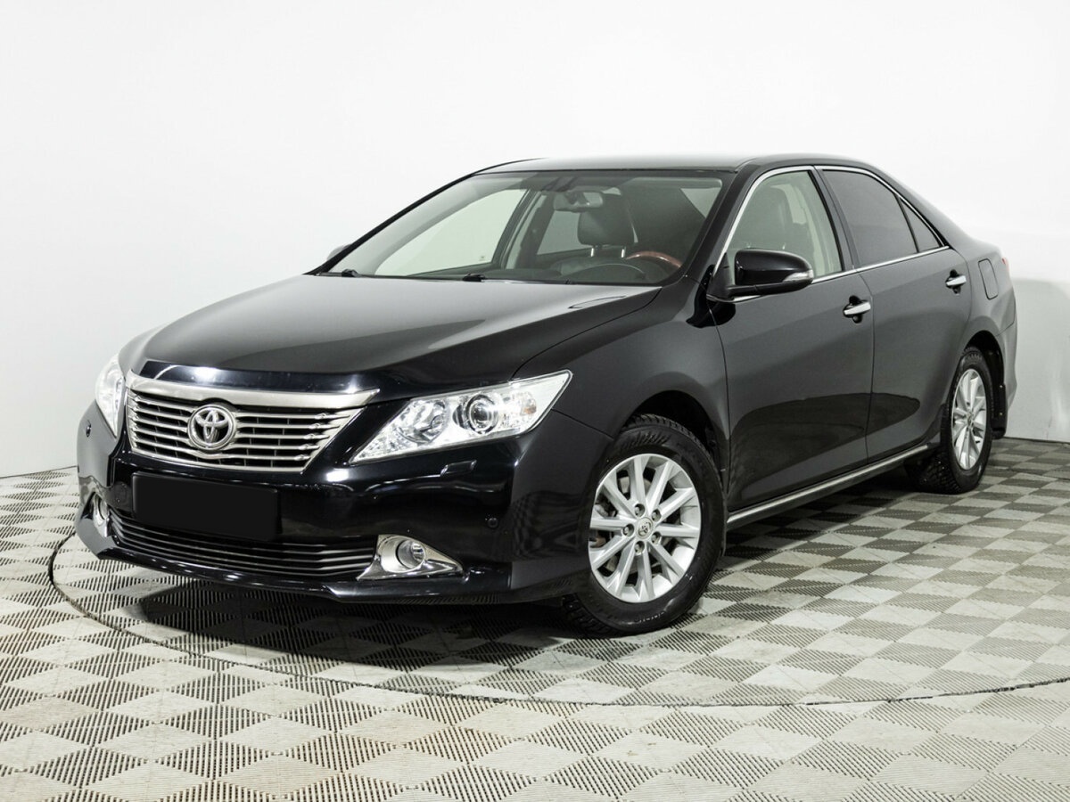 Купить Toyota Camry с пробегом. Посмотреть фото