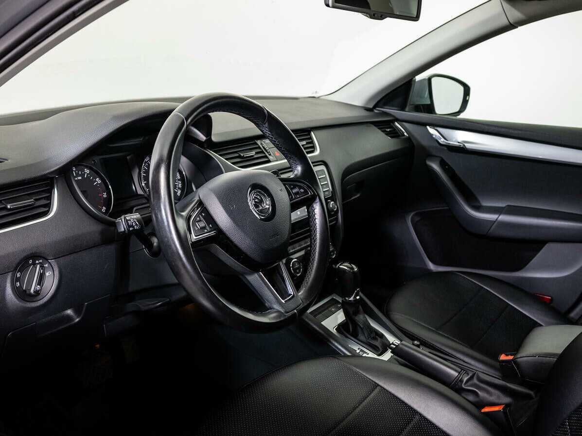Купить Skoda Octavia с пробегом. Фото: #8