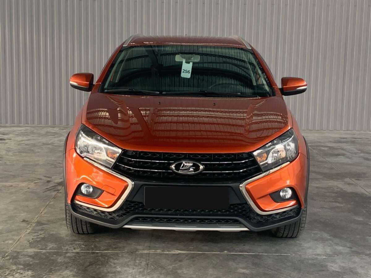 Купить Lada (ВАЗ) Vesta с пробегом. Фото: #1