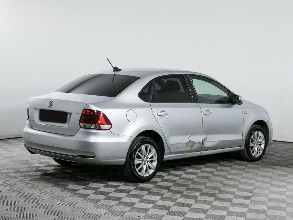 Купить Volkswagen Polo с пробегом. Фото: #3