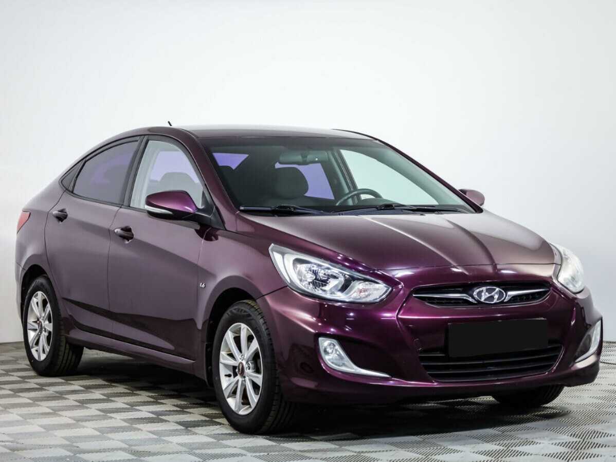 Купить Hyundai Solaris с пробегом. Фото: #1