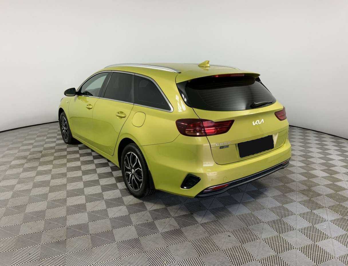 Купить Kia Ceed с пробегом. Фото: #5
