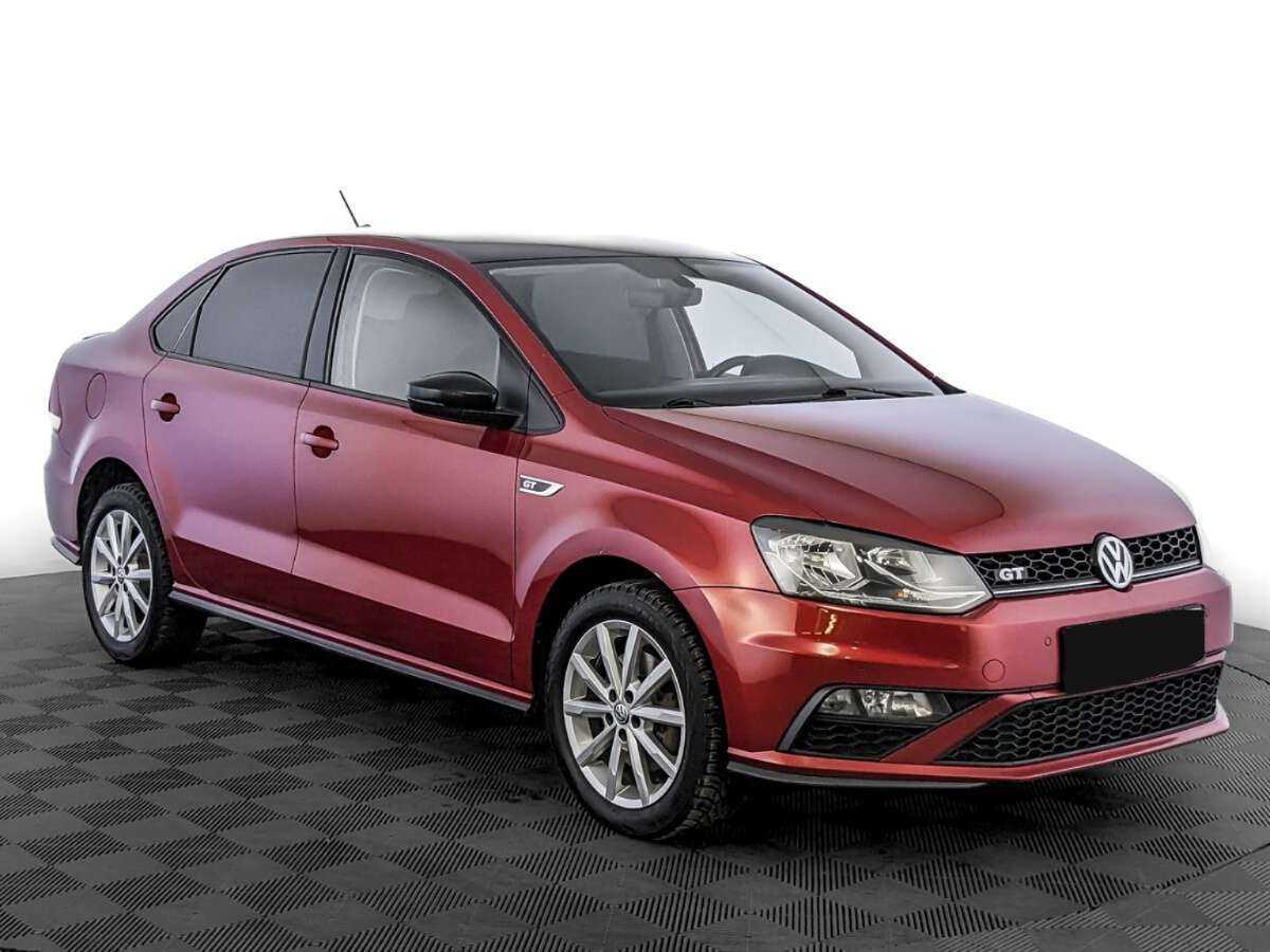 Купить Volkswagen Polo с пробегом. Фото: #2
