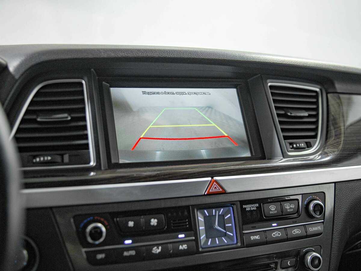 Купить Hyundai Genesis с пробегом. Фото: #12