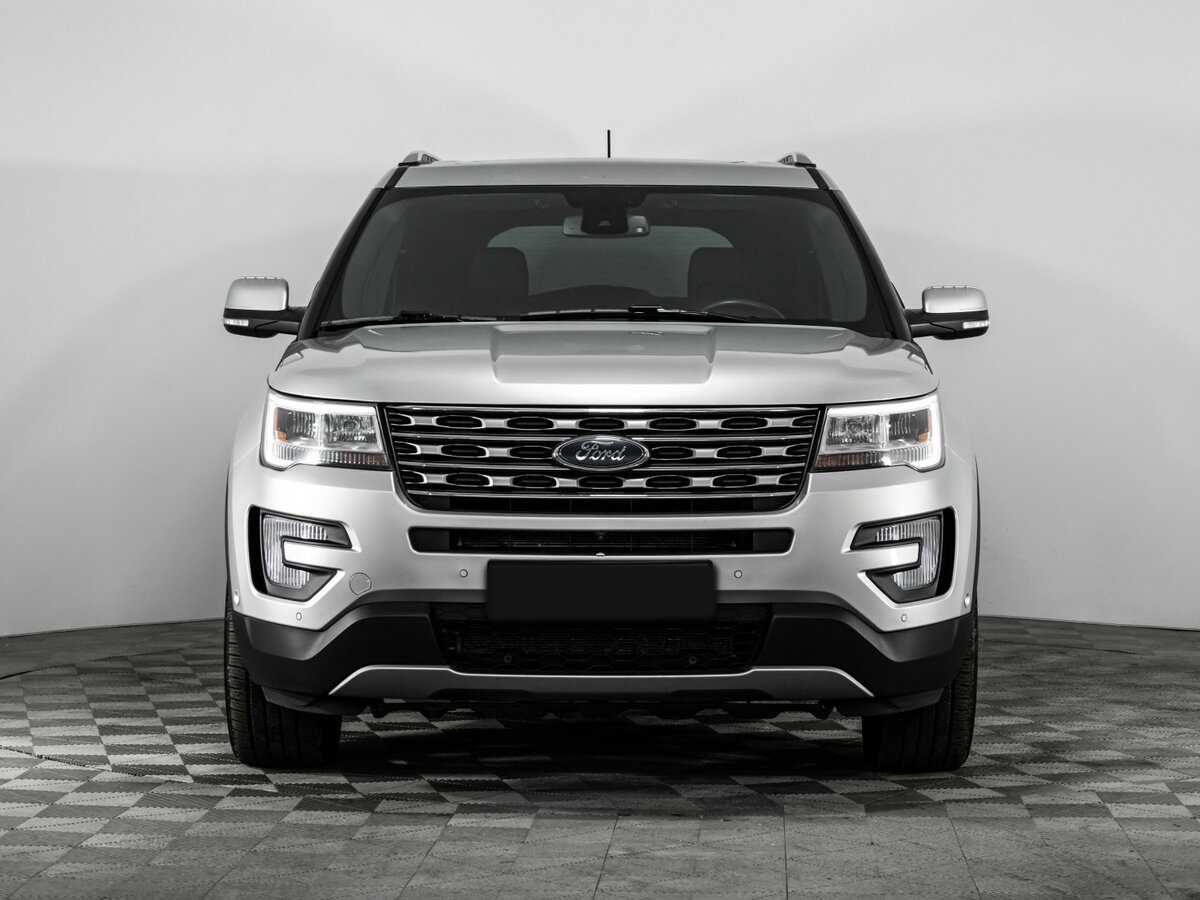 Купить Ford Explorer с пробегом. Фото: #1