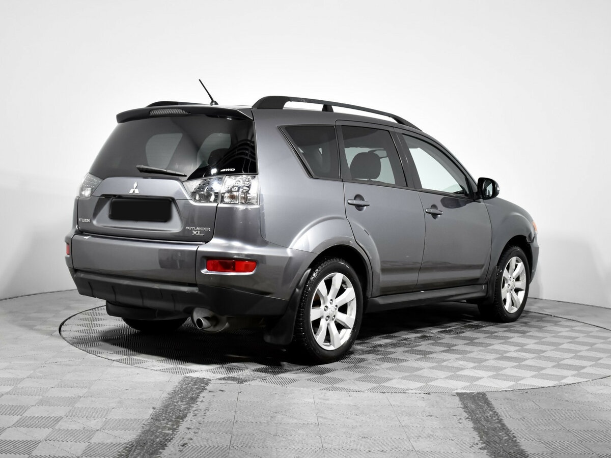 Купить Mitsubishi Outlander с пробегом. Фото: #3