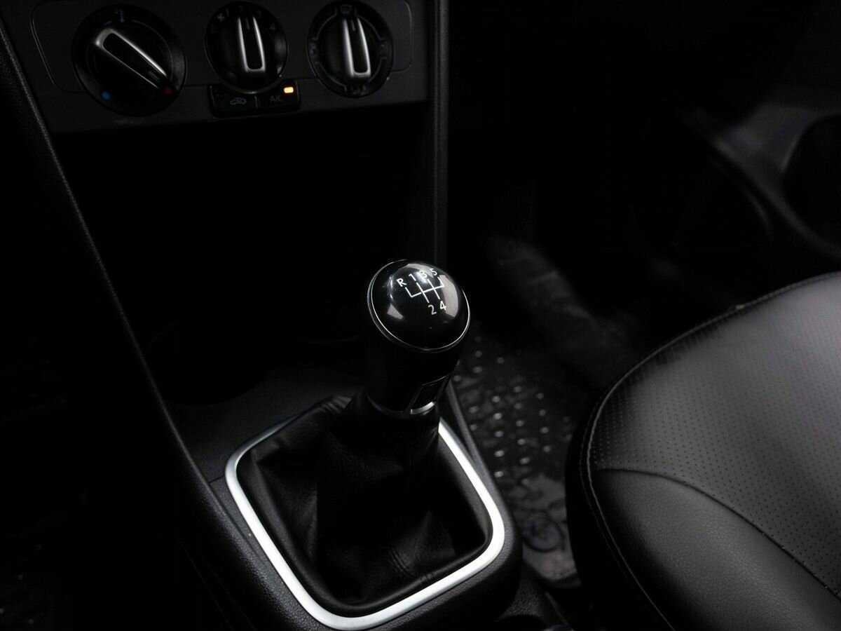 Купить Volkswagen Polo с пробегом. Фото: #22