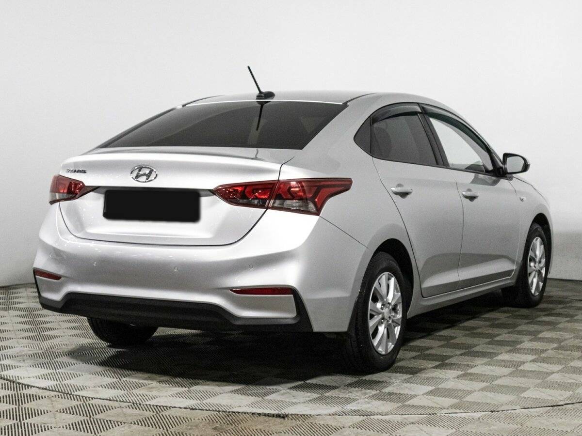 Купить Hyundai Solaris с пробегом. Фото: #4