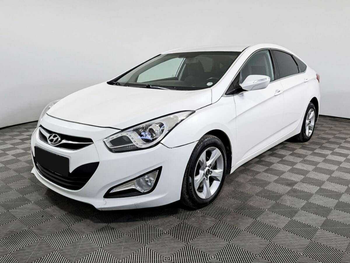 Купить Hyundai i40 с пробегом. Фото: #13
