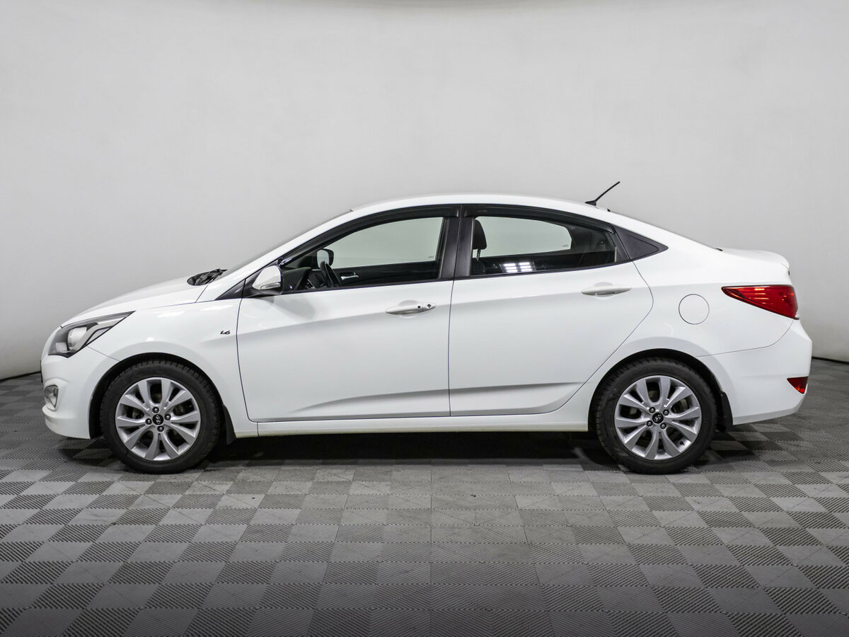Купить Hyundai Solaris с пробегом. Фото: #7