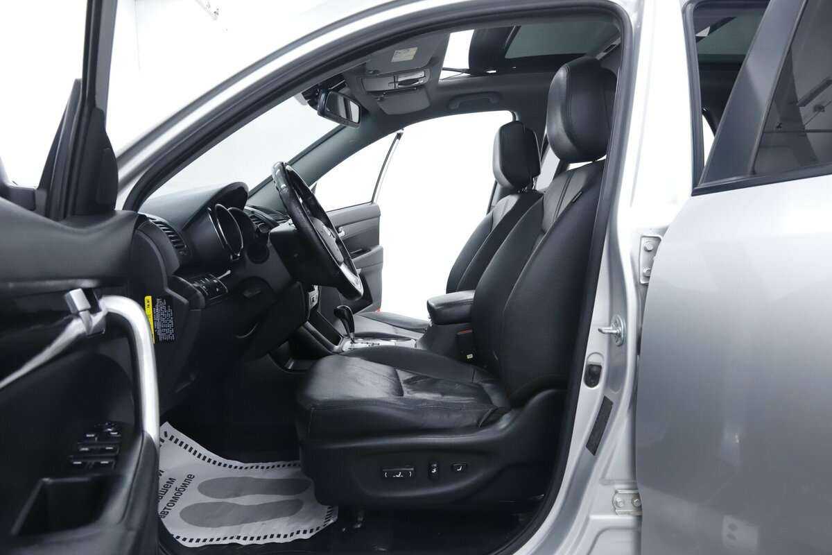 Купить Kia Sorento с пробегом. Фото: #7