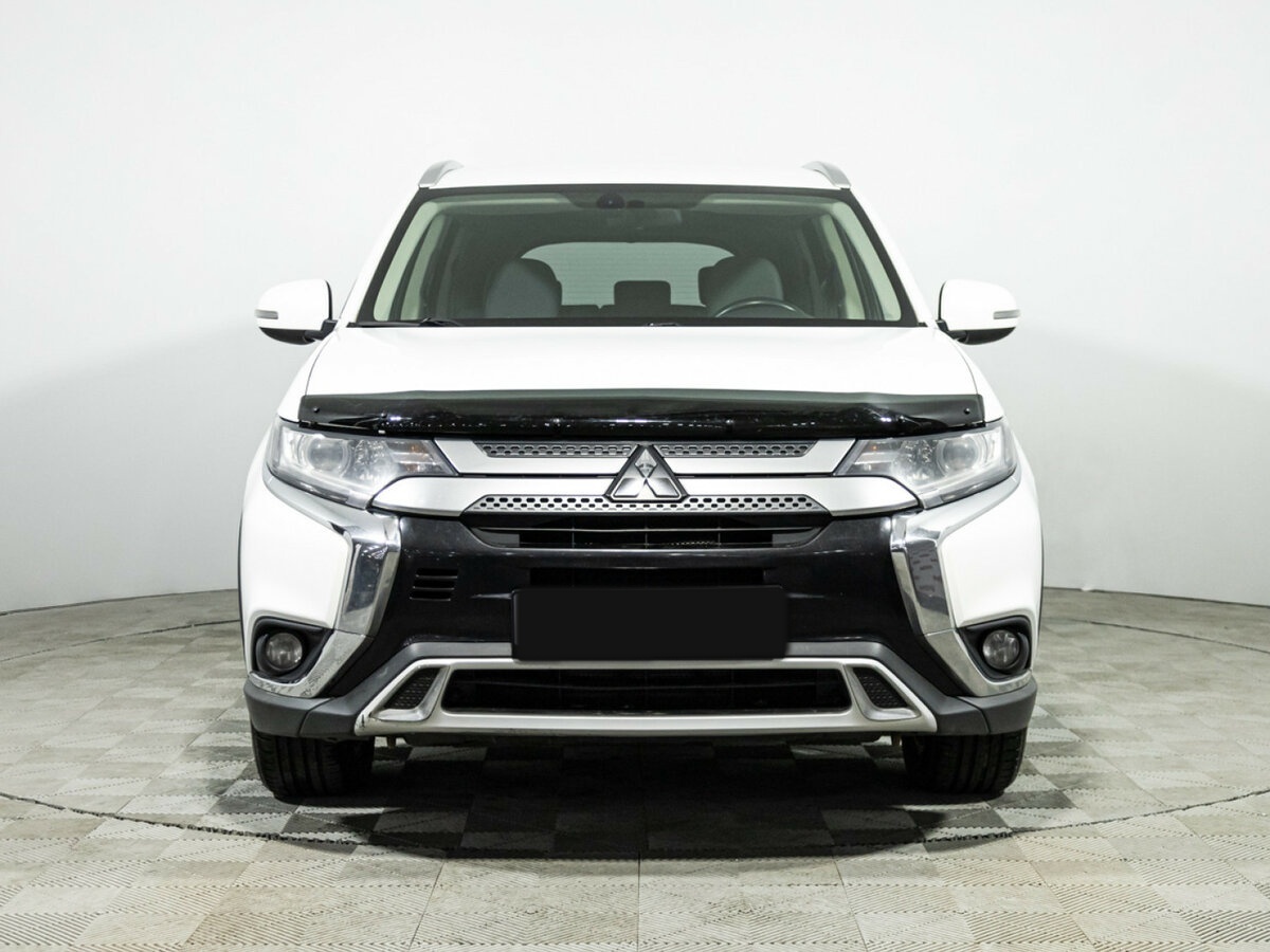 Купить Mitsubishi Outlander с пробегом. Фото: #1