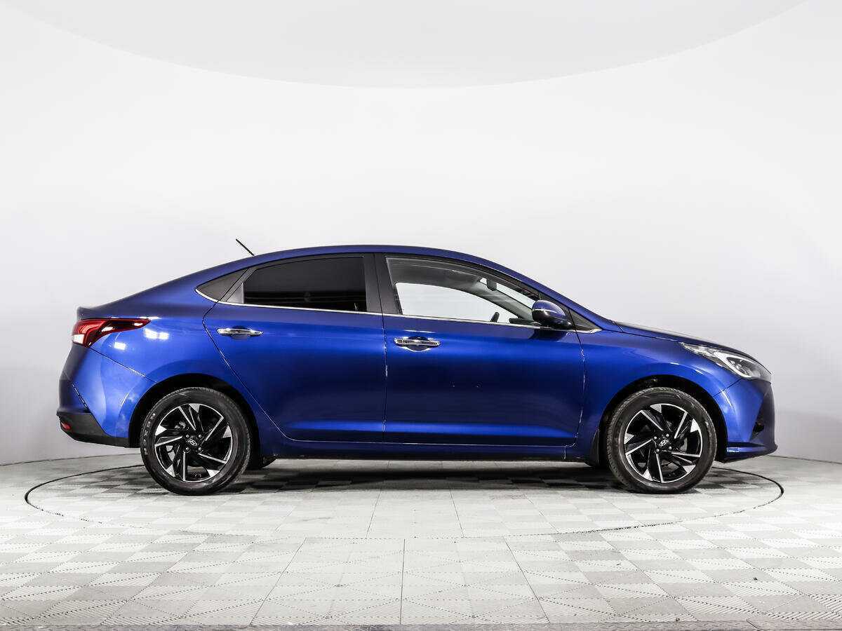 Купить Hyundai Solaris с пробегом. Фото: #3