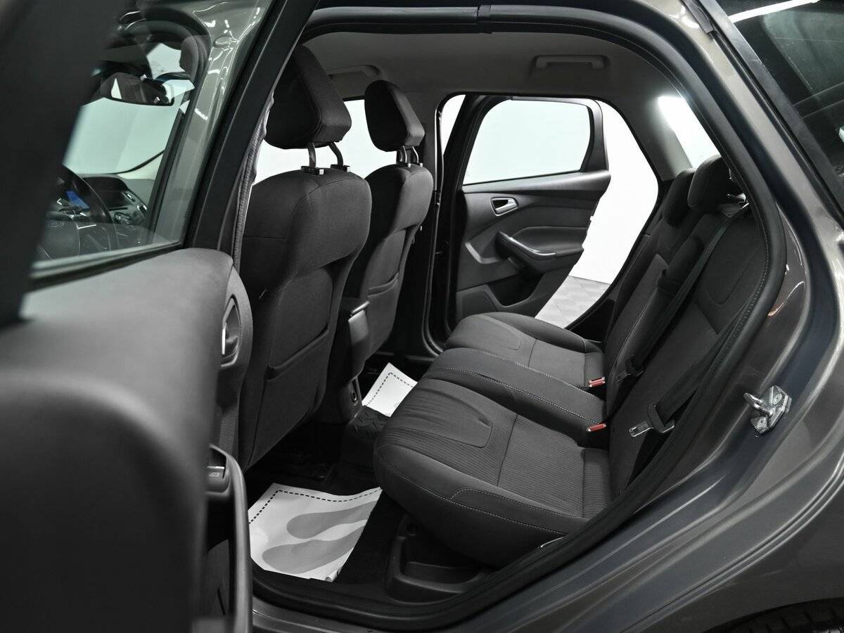 Купить Ford Focus с пробегом. Фото: #12