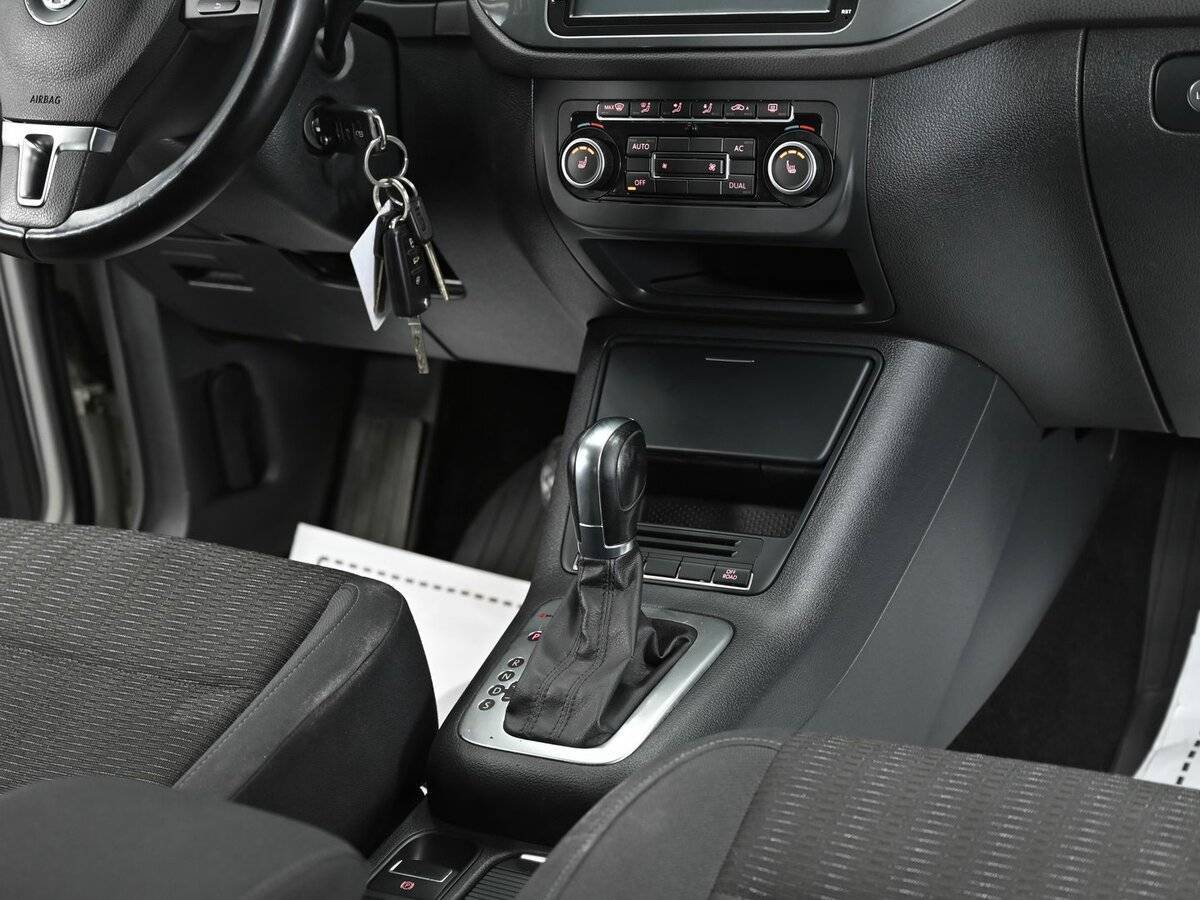 Купить Volkswagen Tiguan с пробегом. Фото: #8