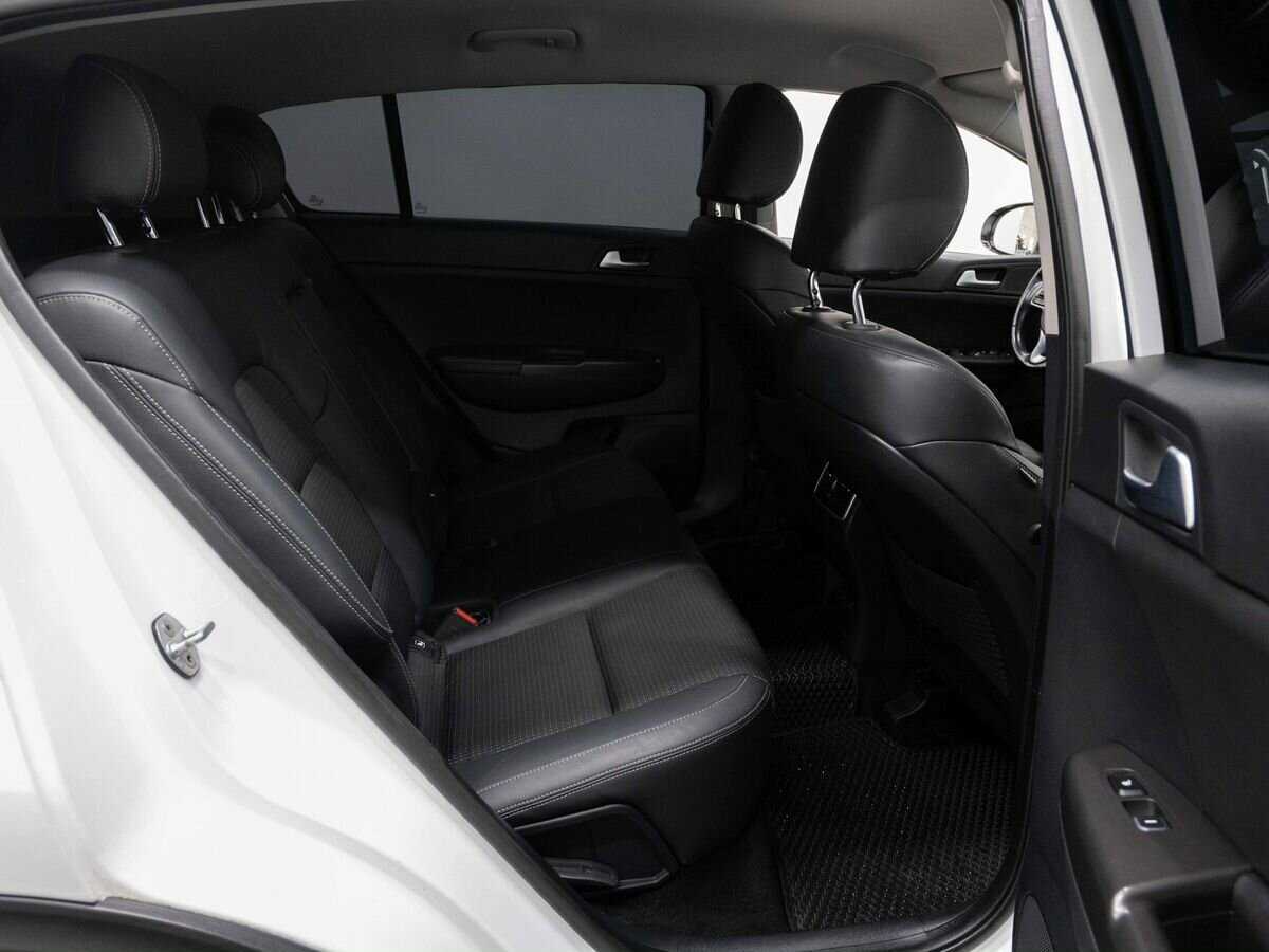 Купить Kia Sportage с пробегом. Фото: #10