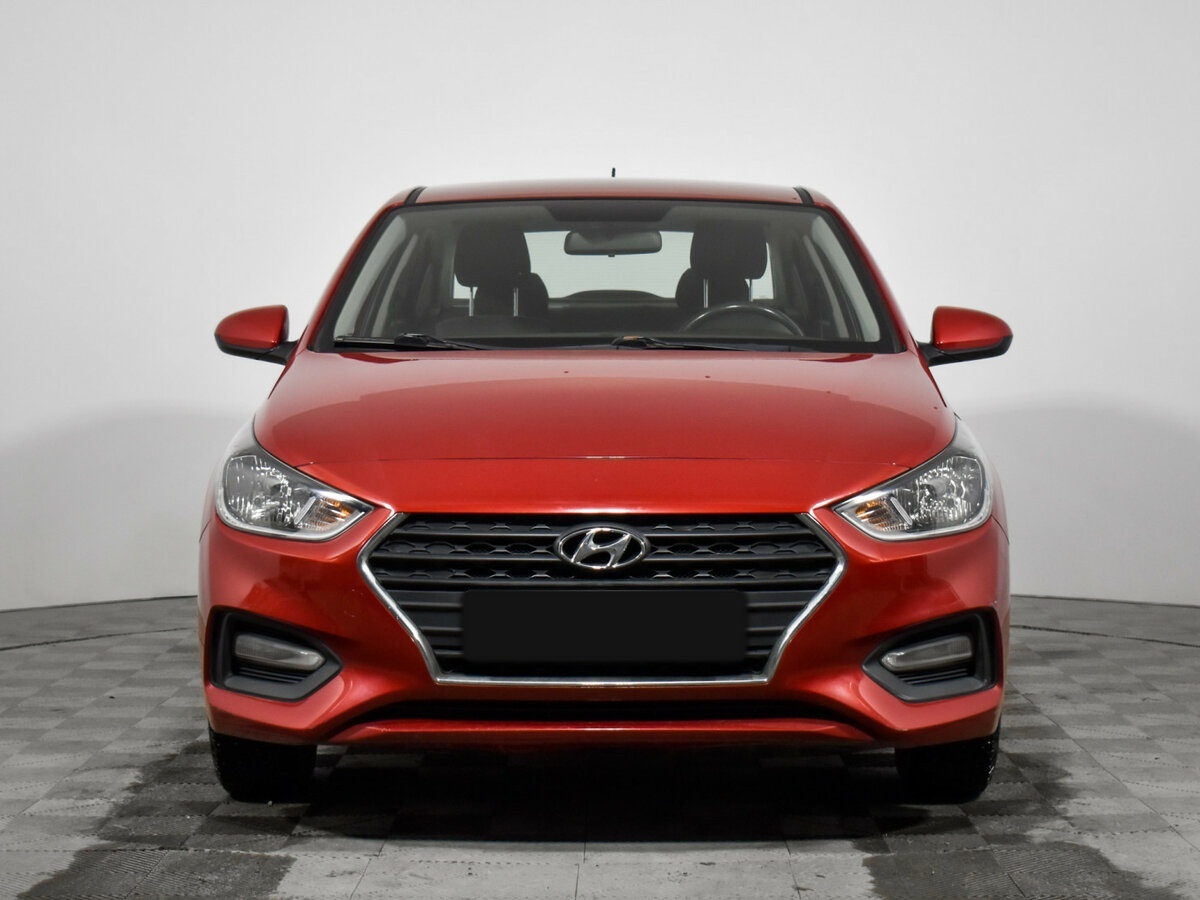 Купить Hyundai Solaris с пробегом. Фото: #1