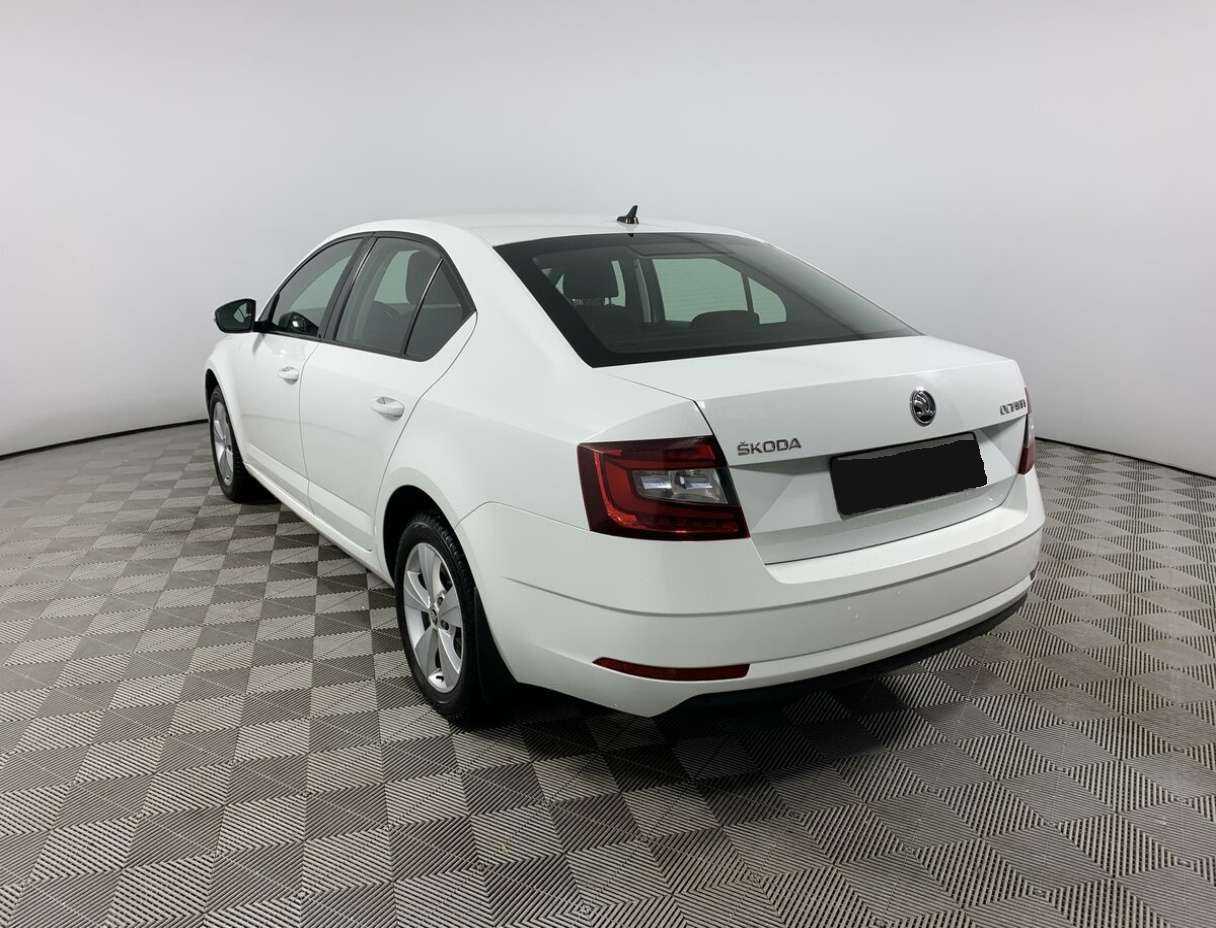 Купить Skoda Octavia с пробегом. Фото: #6