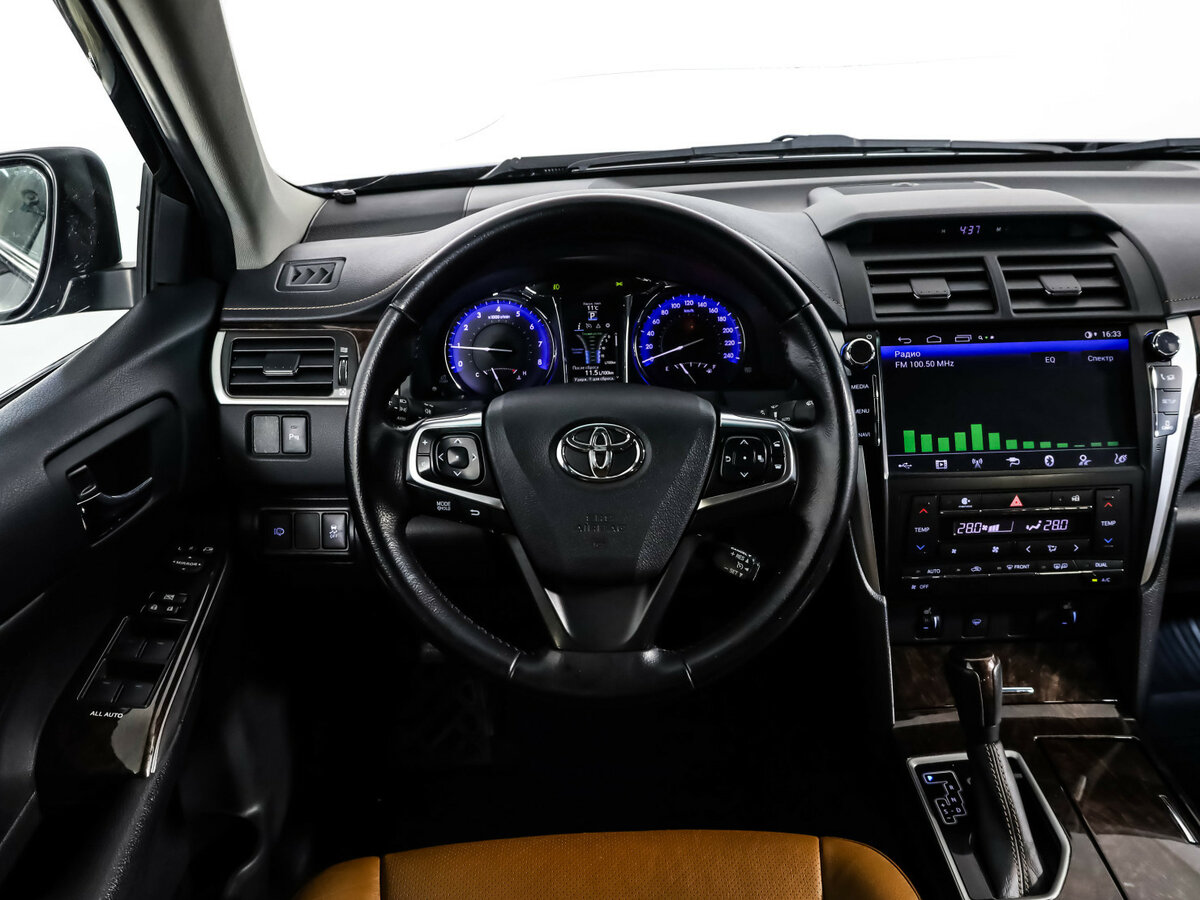 Купить Toyota Camry с пробегом. Фото: #8