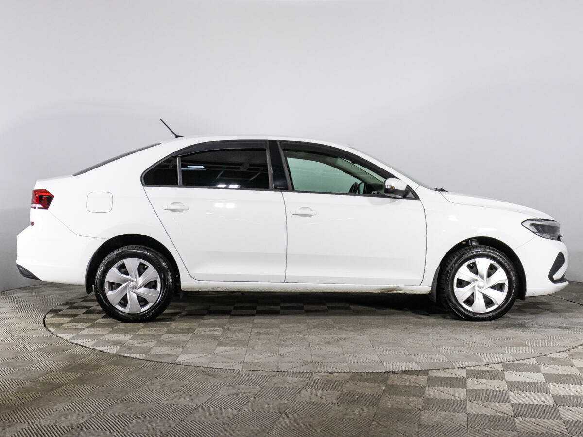 Купить Volkswagen Polo с пробегом. Фото: #3