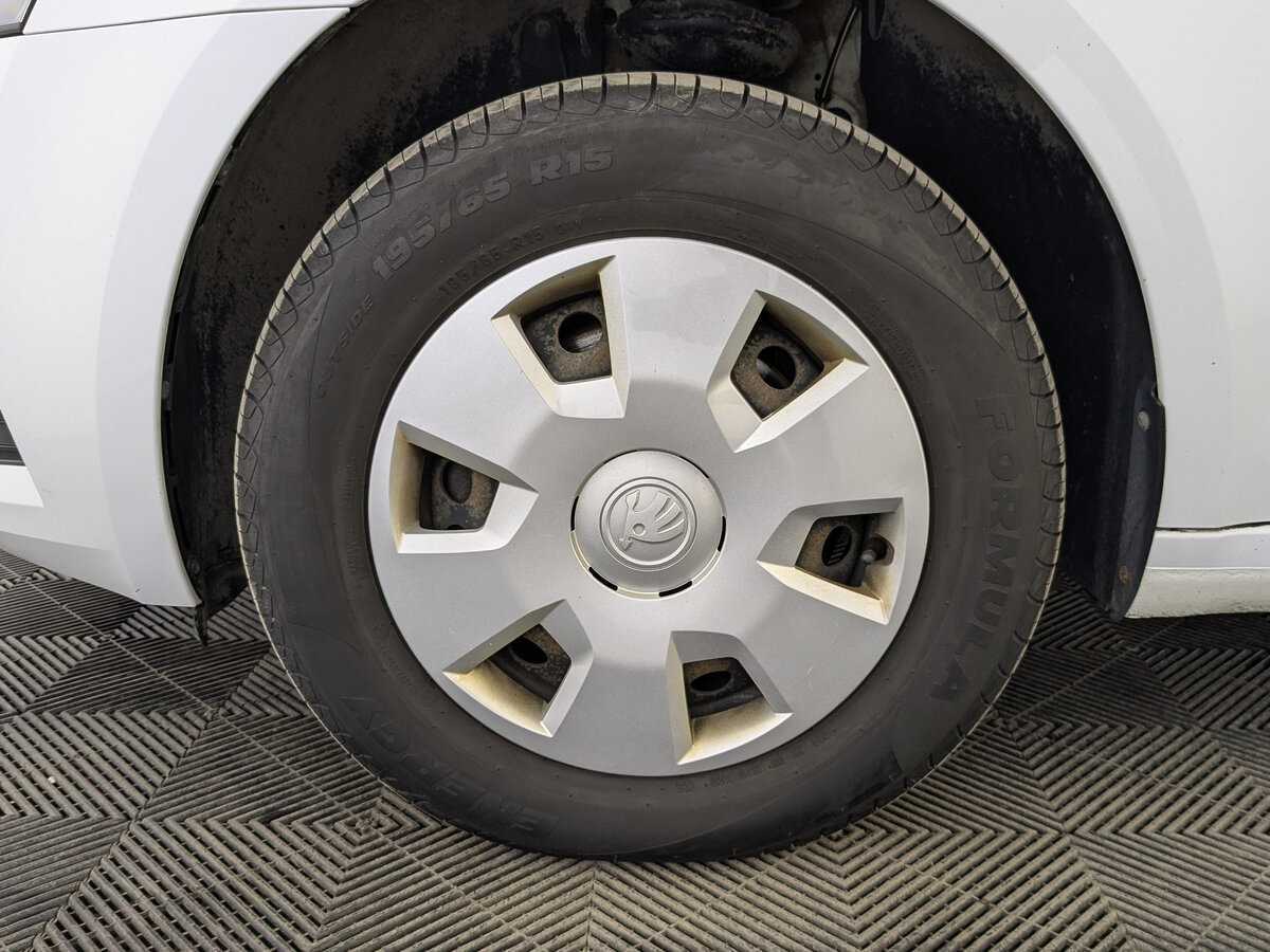 Купить Skoda Octavia с пробегом. Фото: #11