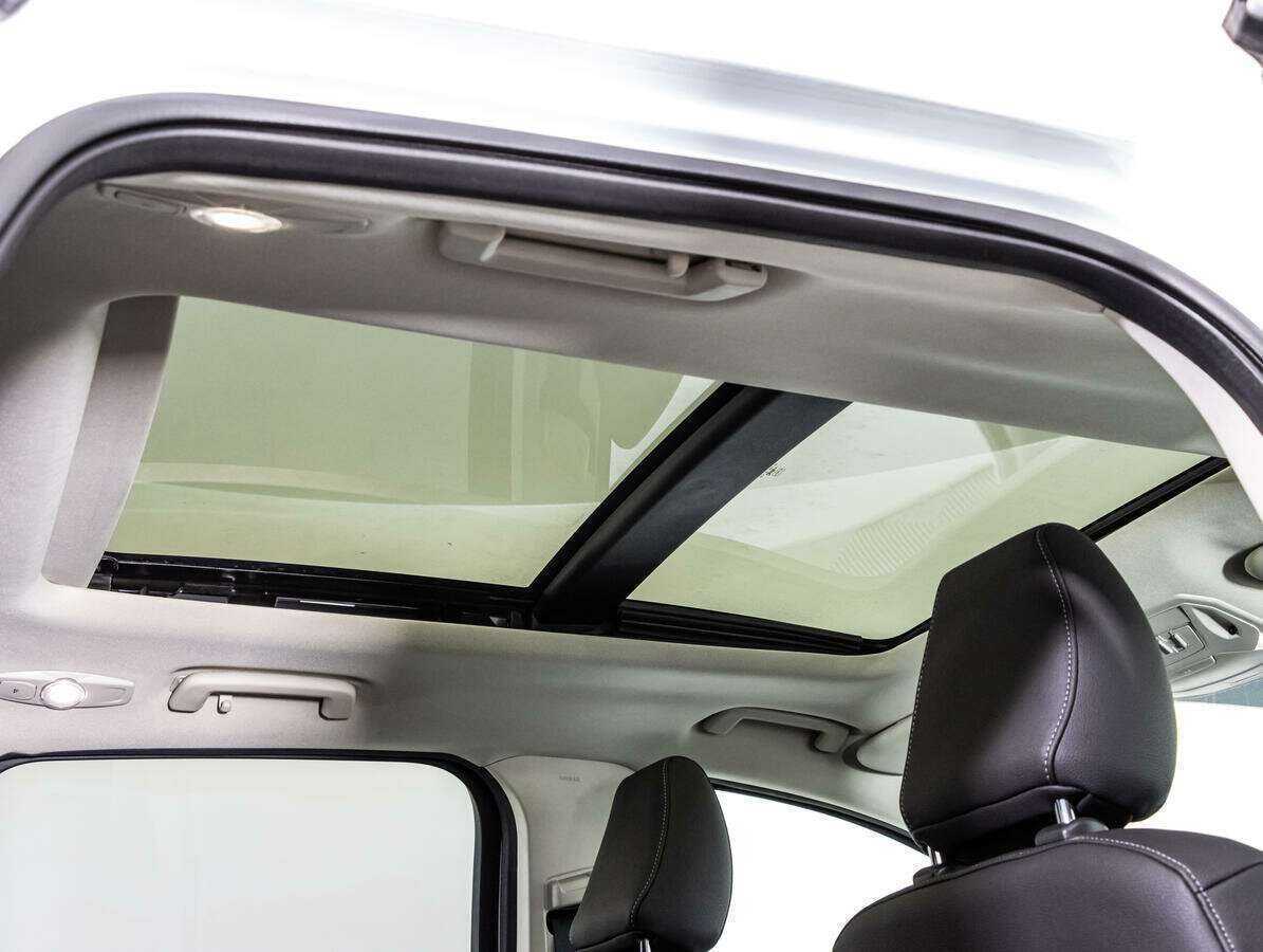 Купить Ford Kuga с пробегом. Фото: #15