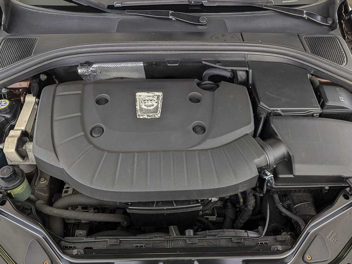 Купить Volvo XC60 с пробегом. Фото: #8