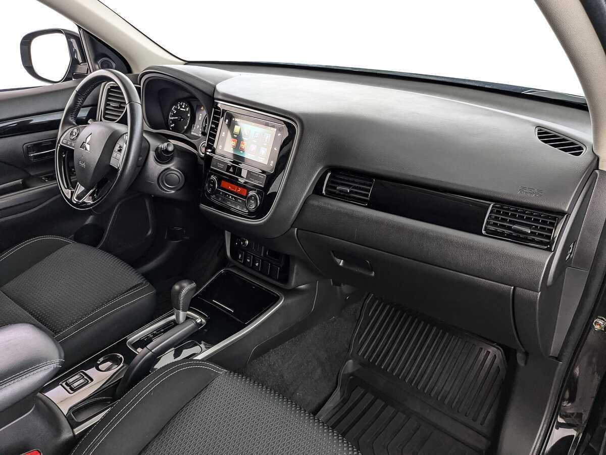 Купить Mitsubishi Outlander с пробегом. Фото: #8