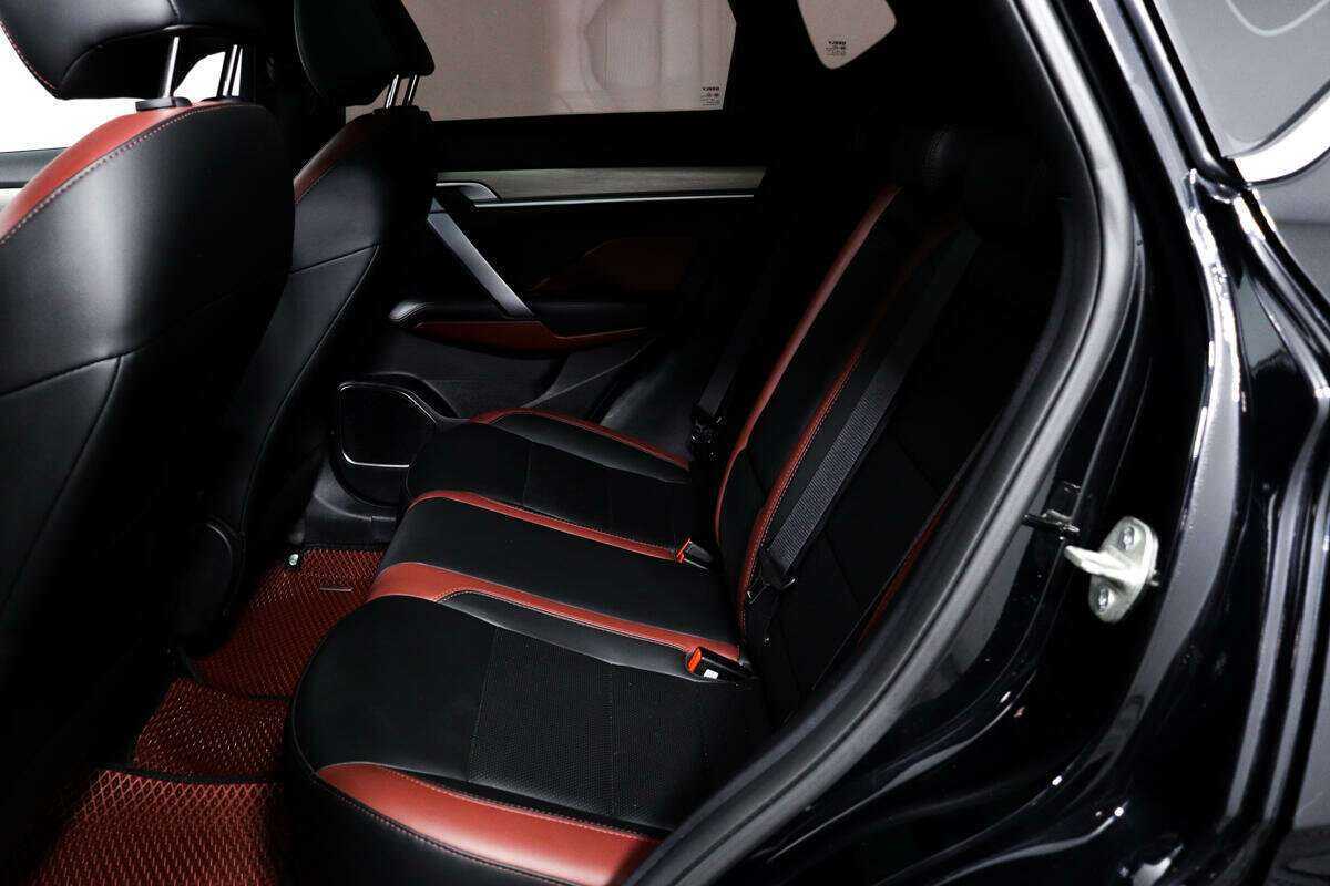 Купить Geely Coolray с пробегом. Фото: #11