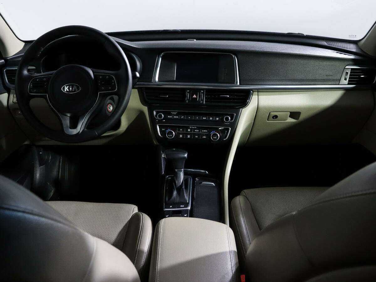 Купить Kia Optima с пробегом. Фото: #9