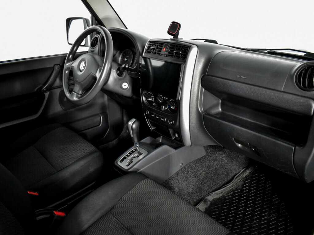 Купить Suzuki Jimny с пробегом. Фото: #11