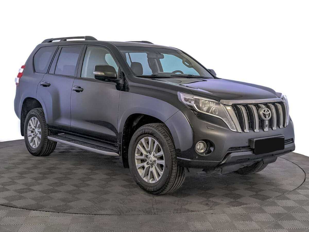 Купить Toyota Land Cruiser Prado с пробегом. Фото: #2