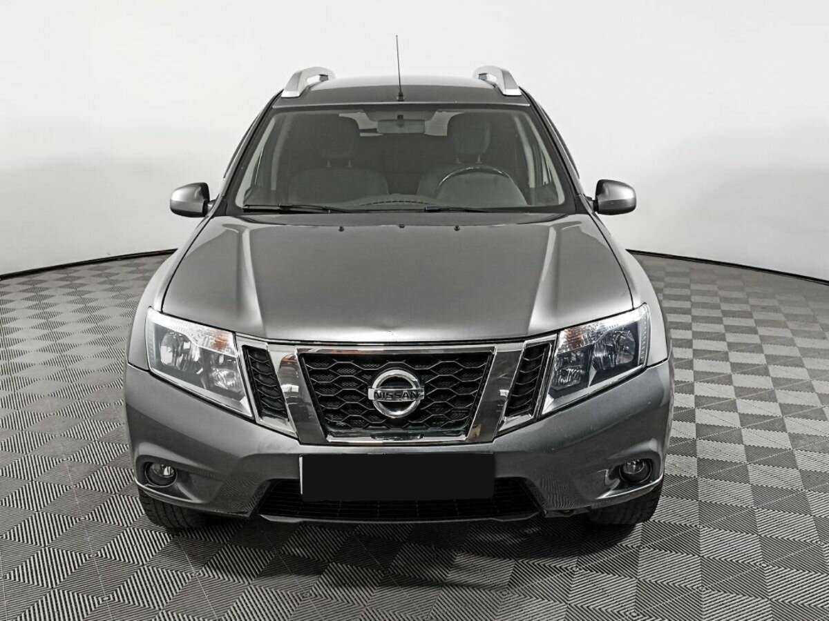 Купить Nissan Terrano с пробегом. Фото: #1