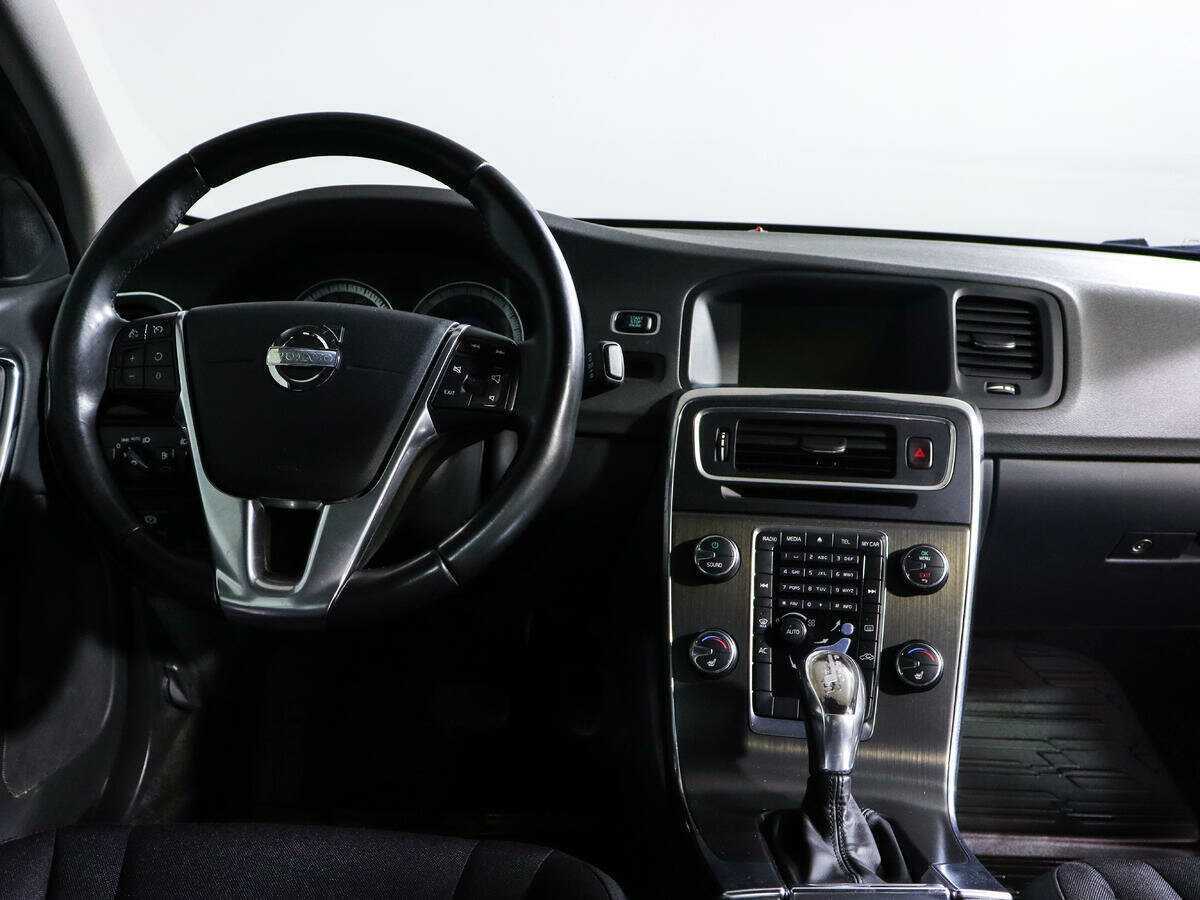 Купить Volvo S60 с пробегом. Фото: #9