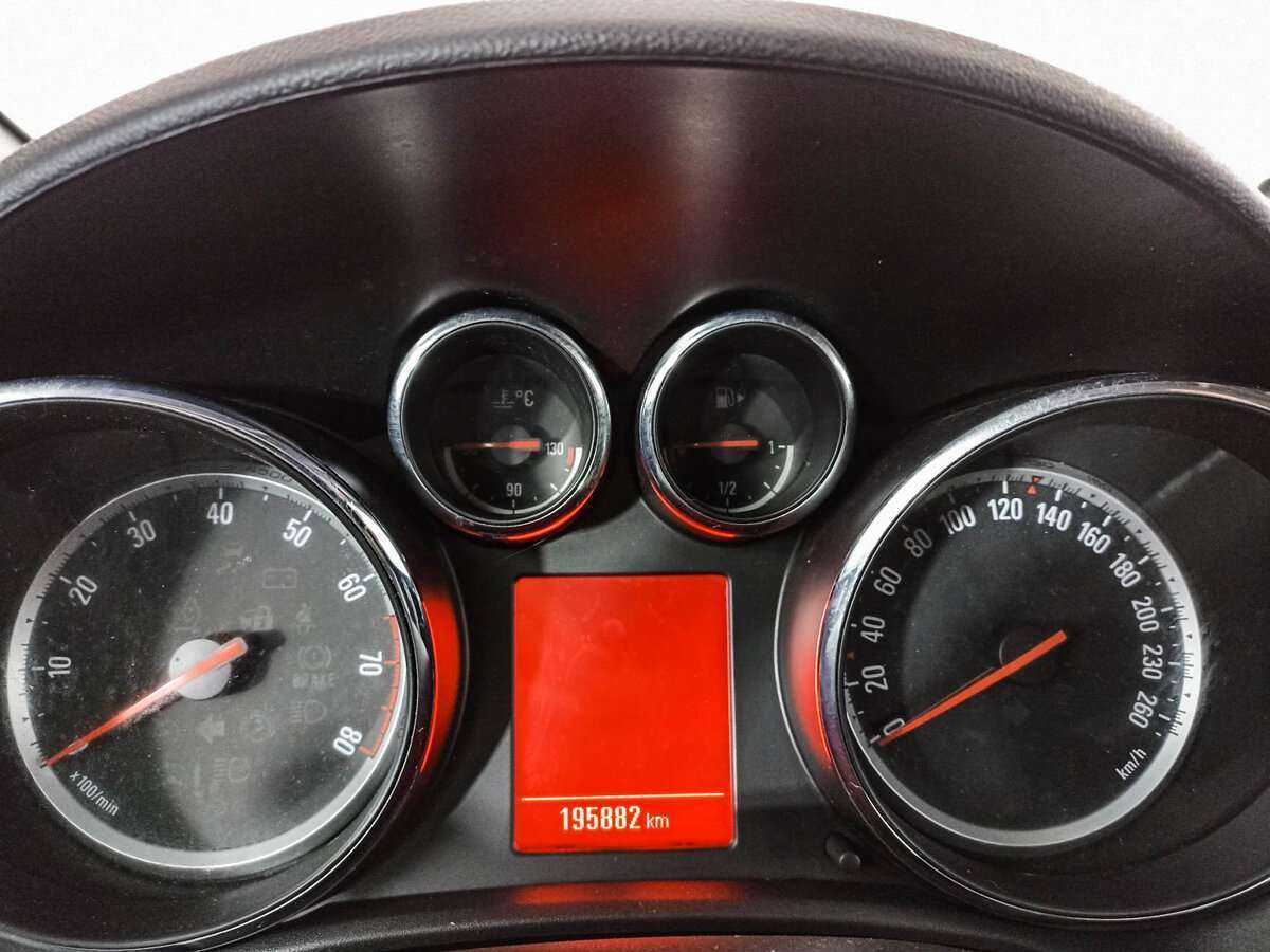 Купить Opel Astra с пробегом. Фото: #9