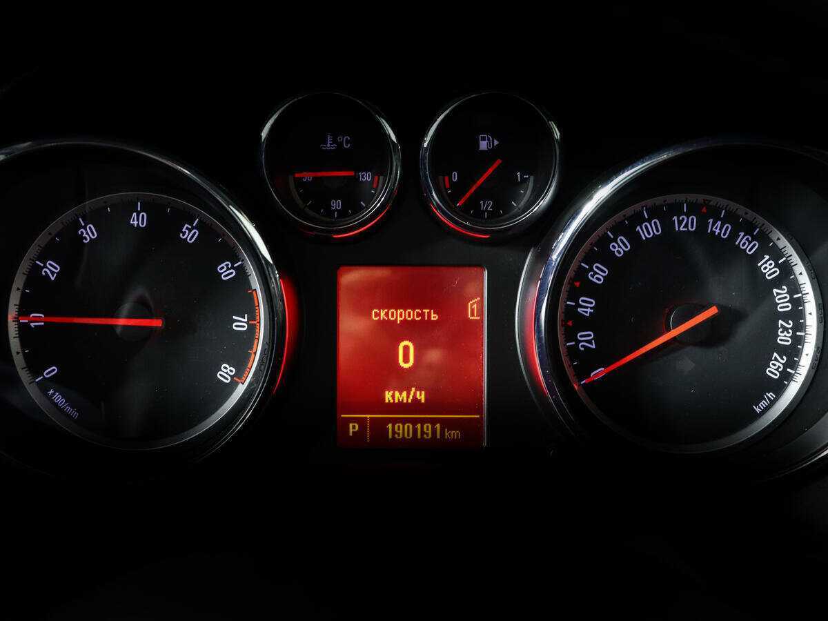 Купить Opel Astra с пробегом. Фото: #8