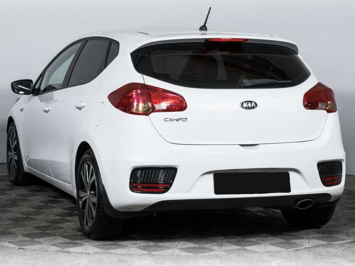 Купить Kia Ceed с пробегом. Фото: #6