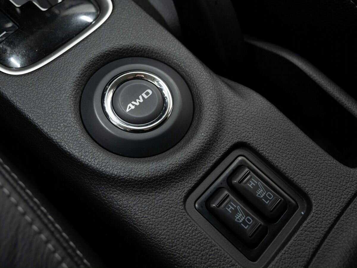 Купить Mitsubishi Outlander с пробегом. Фото: #22