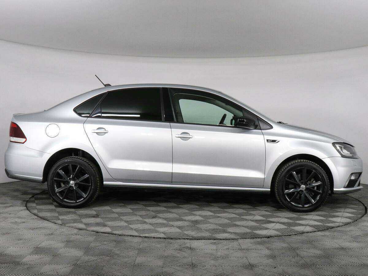 Купить Volkswagen Polo с пробегом. Фото: #3